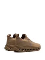 On Running Cloudtilt LOEWE Dark Sand - Image 3