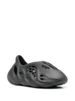 Adidas Yeezy Foam RNNR Onyx - Image 2
