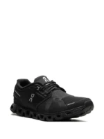On Running Cloud 5 All Black - Image 2