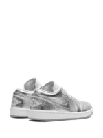 Jordan Air Jordan 1 Low SE Metallic Silver - Image 2