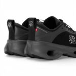 On Running Cloudsolo Loewe Black - Image 6