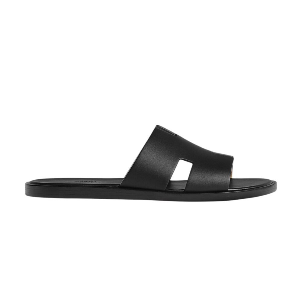 izmir-sandal-041141ZH01-worn-4-0-0-800-800_g-Photoroom.jpg Hermes Izmir sandal Noir - Image 1